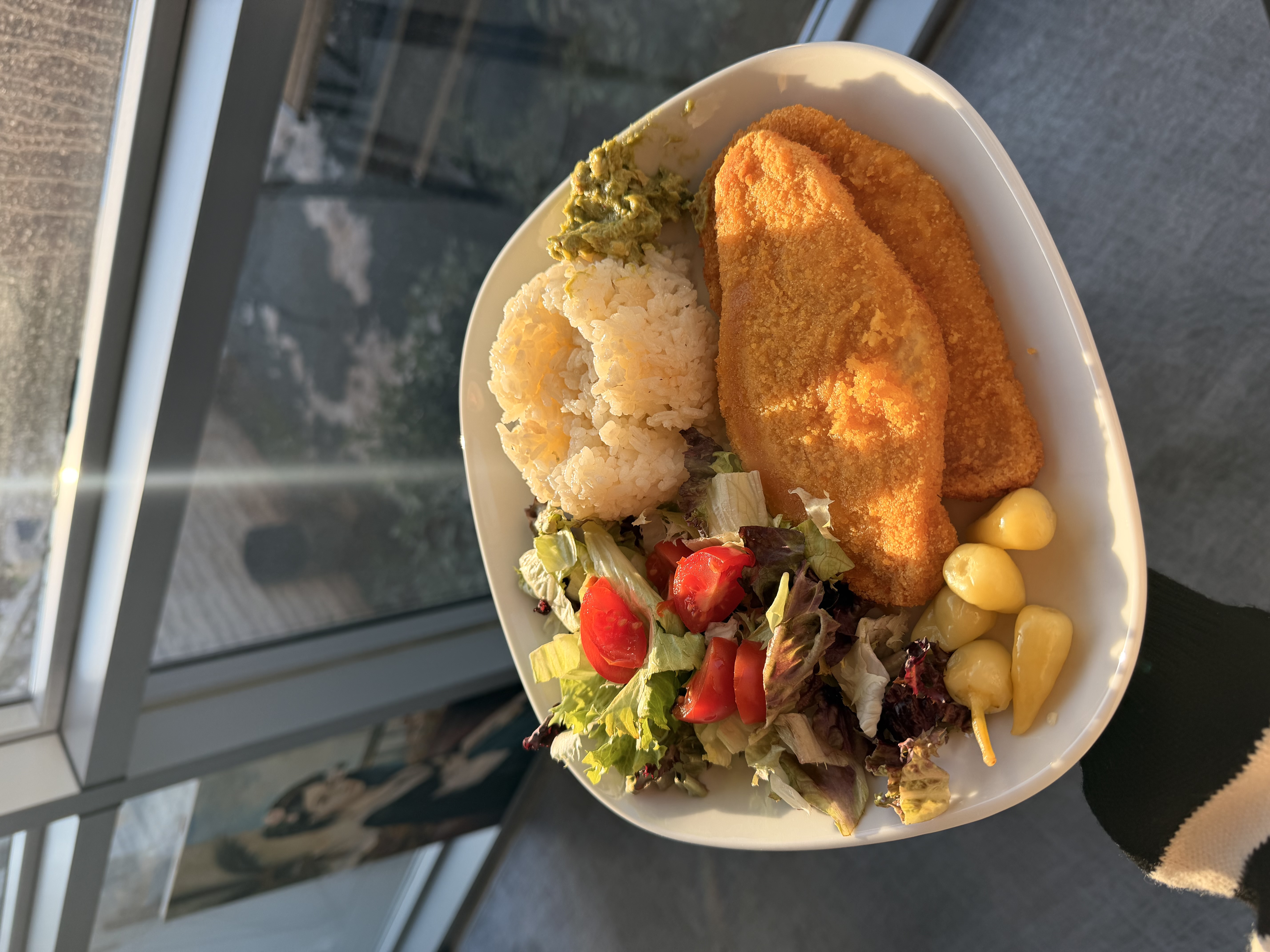 Pirinç Pilavı + Schnitzel + Salata + Ayran 